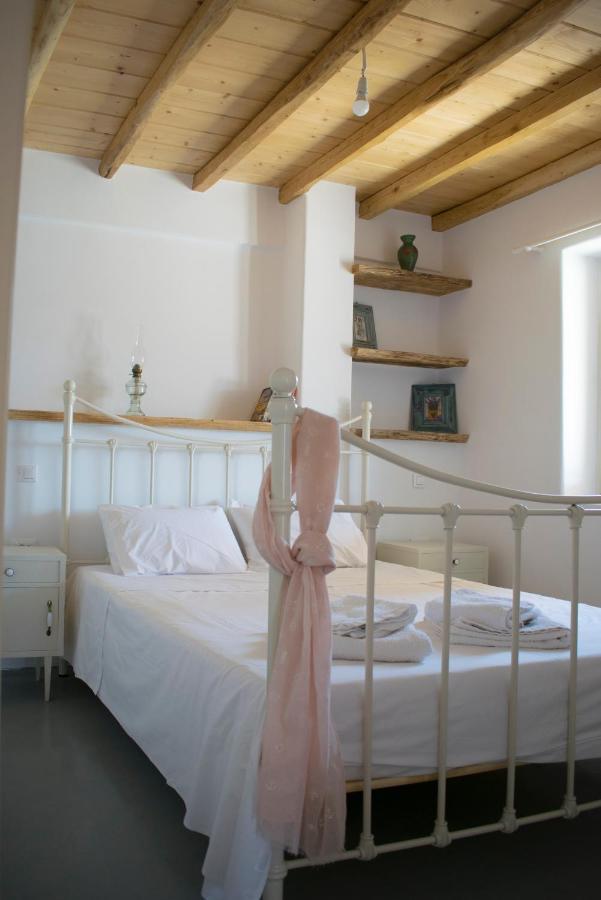 Traditional Suites In Chora Kythnos #3 Exterior photo
